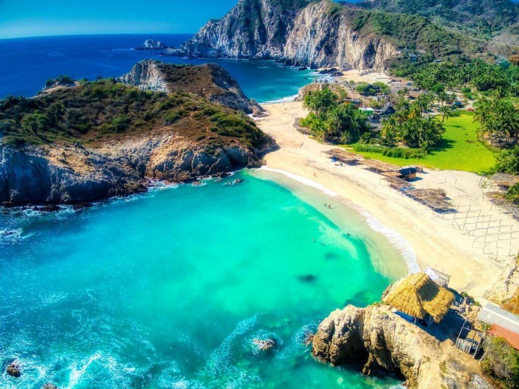 Rent a Boat in Mexico Image